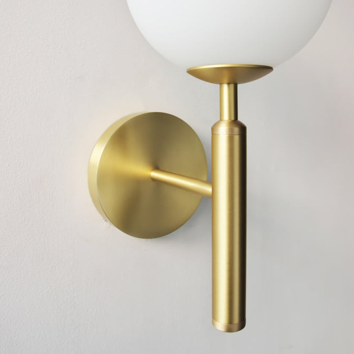 Escon Wall Light [clear] - LUVIA LIGHTING